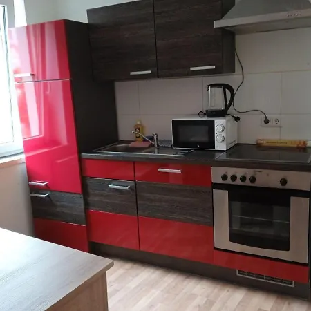 Apartment Dkn - Ihr Zuhause Auf Zeit In Naehe Leuna, Schkopau - Voll Ausgestattet *