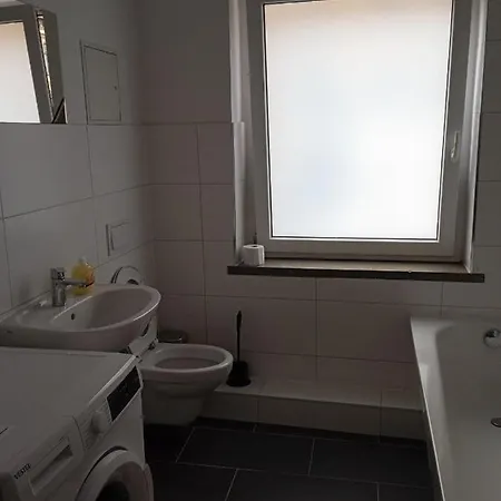 Dkn - Ihr Zuhause Auf Zeit In Naehe Leuna, Schkopau - Voll Ausgestattet Apartment Merseburg