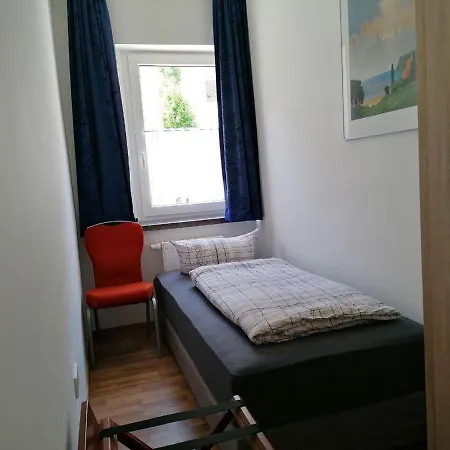 Apartment Dkn - Ihr Zuhause Auf Zeit In Naehe Leuna, Schkopau - Voll Ausgestattet