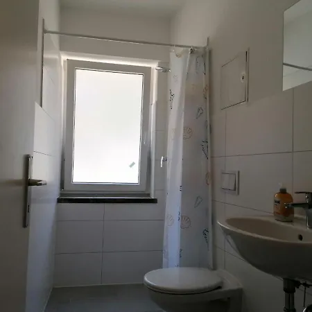 Apartment Dkn - Ihr Zuhause Auf Zeit In Naehe Leuna, Schkopau - Voll Ausgestattet Merseburg