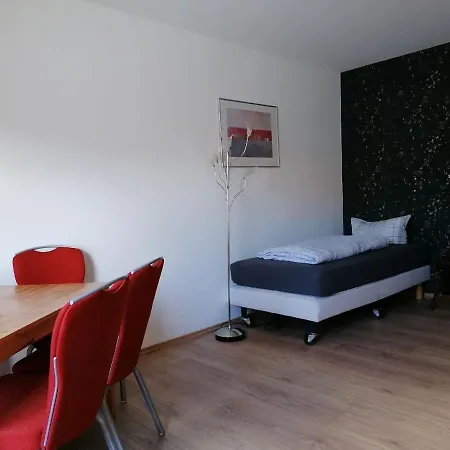 Apartment Dkn - Ihr Zuhause Auf Zeit In Naehe Leuna, Schkopau - Voll Ausgestattet Merseburg
