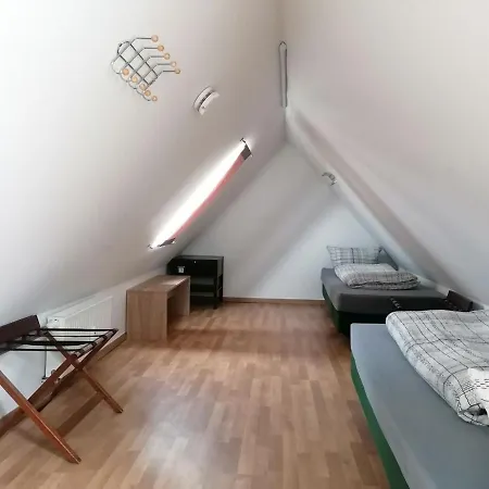 Dkn - Ihr Zuhause Auf Zeit In Naehe Leuna, Schkopau - Voll Ausgestattet Apartment *