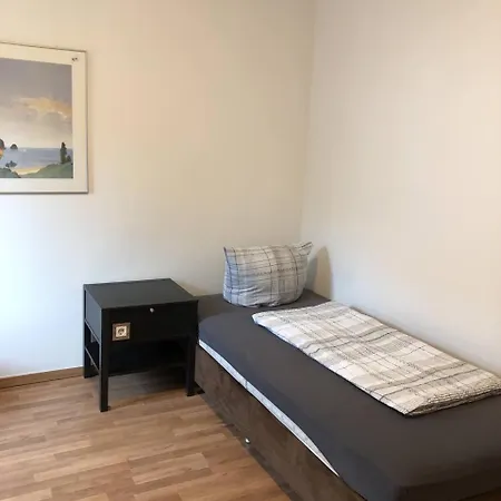 Dkn - Ihr Zuhause Auf Zeit In Naehe Leuna, Schkopau - Voll Ausgestattet Apartment *