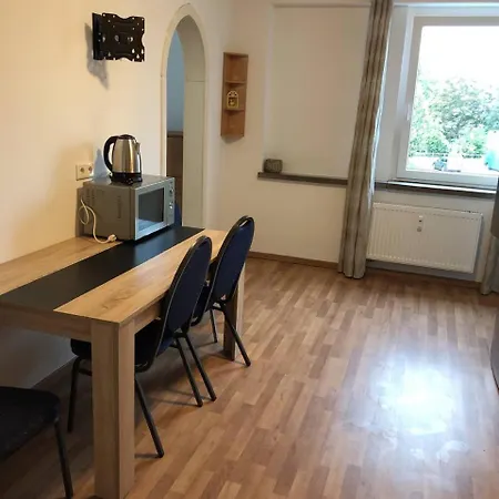 Dkn - Ihr Zuhause Auf Zeit In Naehe Leuna, Schkopau - Voll Ausgestattet