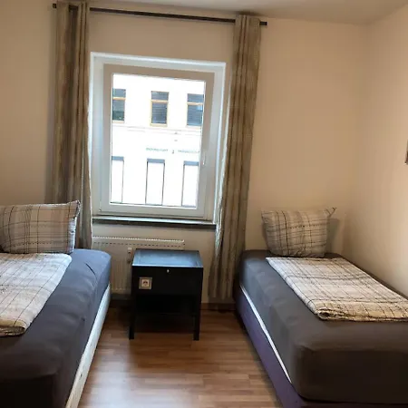 Dkn - Ihr Zuhause Auf Zeit In Naehe Leuna, Schkopau - Voll Ausgestattet Apartment *