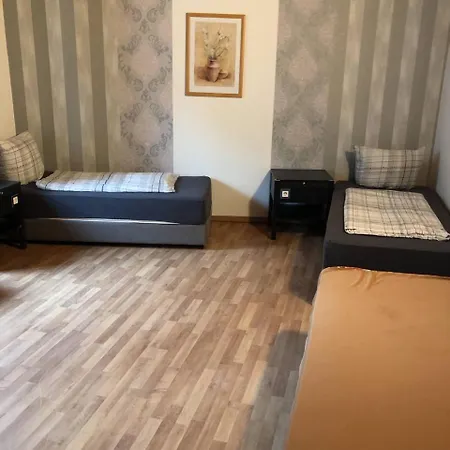 Dkn - Ihr Zuhause Auf Zeit In Naehe Leuna, Schkopau - Voll Ausgestattet Apartment
