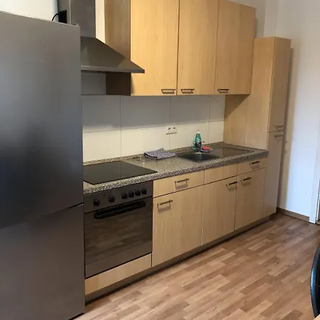 Dkn - Ihr Zuhause Auf Zeit In Naehe Leuna, Schkopau - Voll Ausgestattet