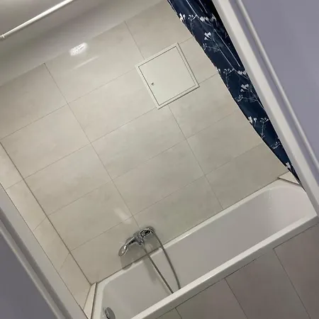 Apartment Dkn - Ihr Zuhause Auf Zeit In Naehe Leuna, Schkopau - Voll Ausgestattet *