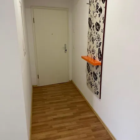 Dkn - Ihr Zuhause Auf Zeit In Naehe Leuna, Schkopau - Voll Ausgestattet Apartment *