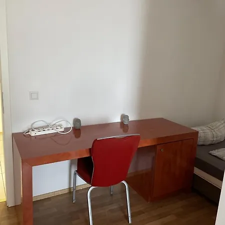 Dkn - Ihr Zuhause Auf Zeit In Naehe Leuna, Schkopau - Voll Ausgestattet *