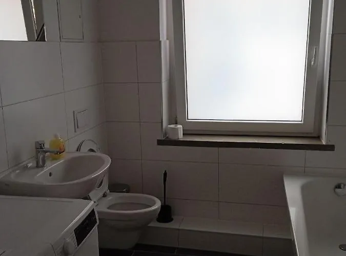 Dkn - Ihr Zuhause Auf Zeit In Naehe Leuna, Schkopau - Voll Ausgestattet Apartmán Merseburg