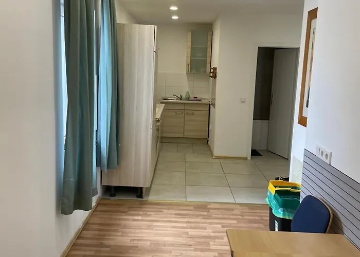 Dkn - Ihr Zuhause Auf Zeit In Naehe Leuna, Schkopau - Voll Ausgestattet Apartmán *